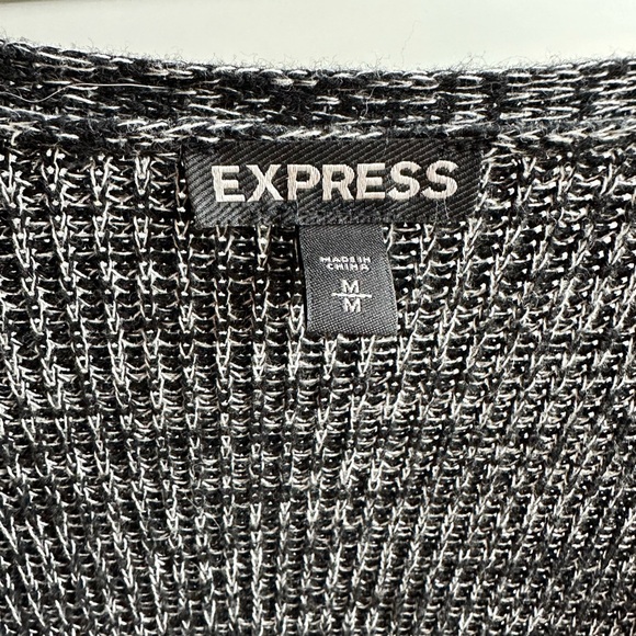 Cozy tunic sweater! Express, size M - Picture 2 of 3